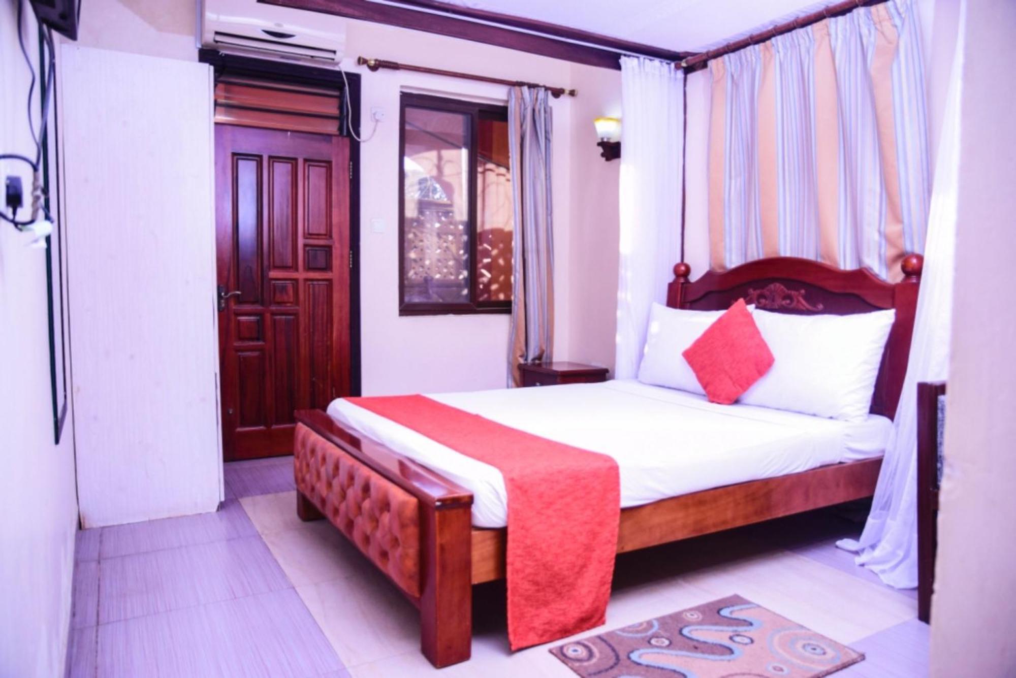 Lambada Holiday Resort Mombasa ムトワッパ エクステリア 写真
